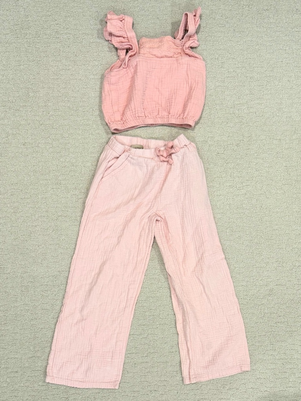 Kids Bearpaw Gauze Top And Wide Leg Pants Size 5/6